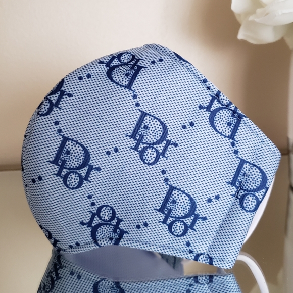 Designer Face Mask 💙 - Picture 1 of 3